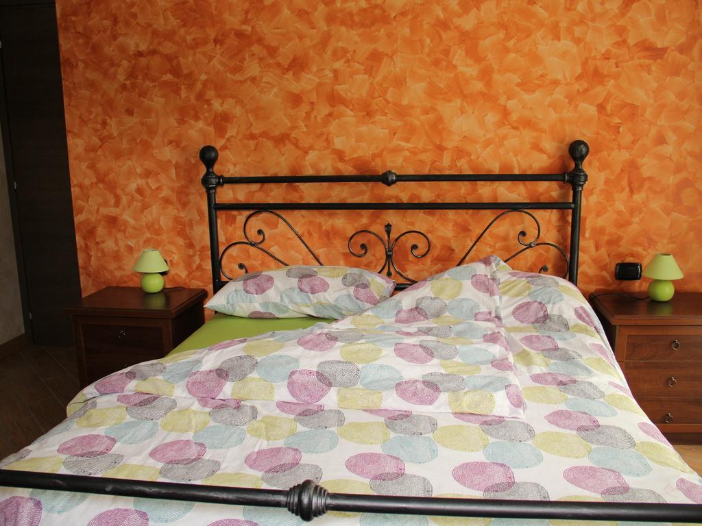 Agriturismo Il Sorriso Dei Figli Argegno Pokoj fotografie